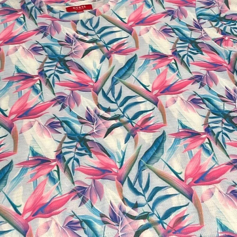 NWT Guess “Birds of Paradise” Floral T Shirt Mens XL